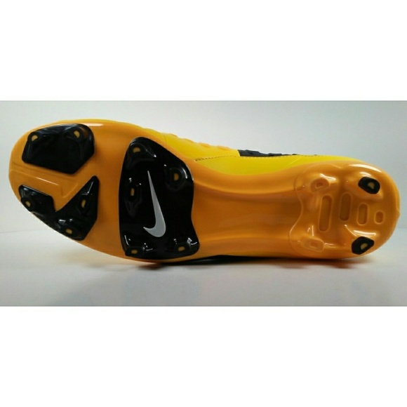 Rare 2012 Nike CTR360 LIBRETTO lll FG Soccer Cleat